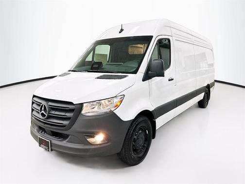 2025 Mercedes-Benz Sprinter 2500 High Roof