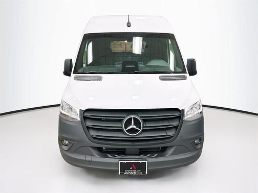 2025 Mercedes-Benz Sprinter 2500 High Roof