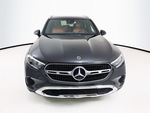 2024 Mercedes-Benz GLC 300
