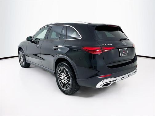 2026 Mercedes-Benz GLC 300 Base