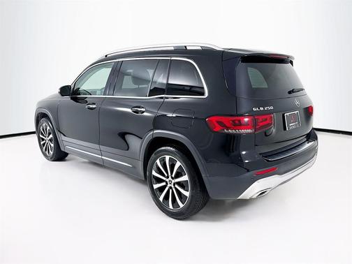 2022 Mercedes-Benz GLB 250 Base