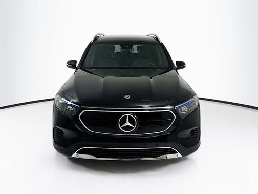 2023 Mercedes-Benz EQB 300 