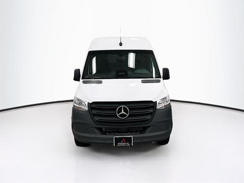 2025 Mercedes-Benz Sprinter 2500 Standard Roof