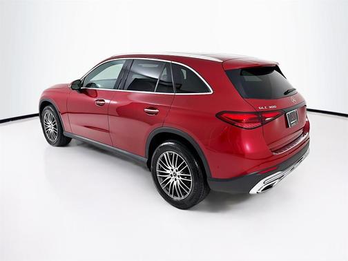2026 Mercedes-Benz GLC 300 Base