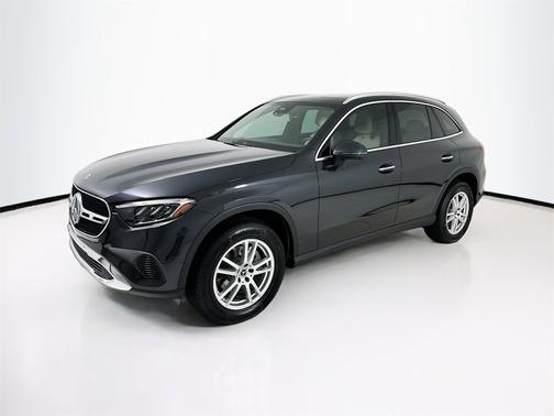 2025 Mercedes-Benz GLC 300 Base