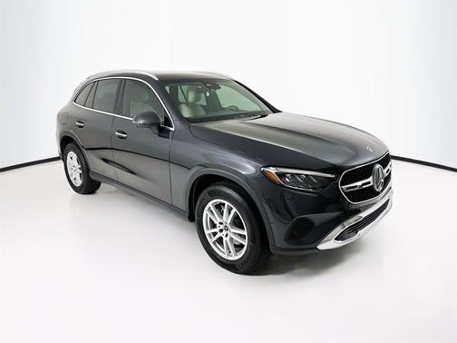 2025 Mercedes-Benz GLC 300 Base
