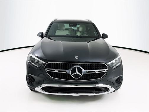 2025 Mercedes-Benz GLC 300 Base