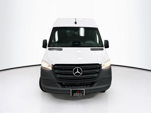 2025 Mercedes-Benz Sprinter 2500 Standard Roof