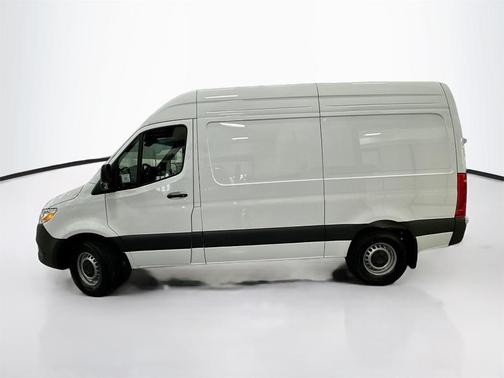 2025 Mercedes-Benz Sprinter 2500 Standard Roof