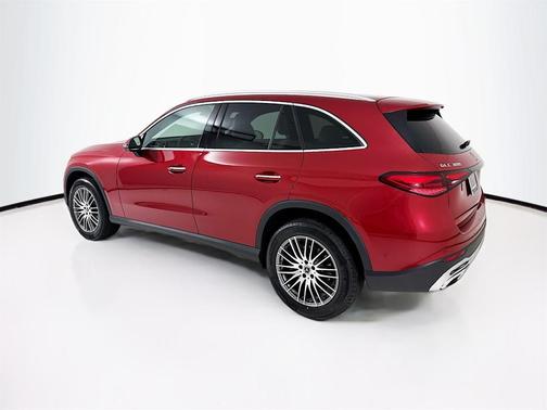 2026 Mercedes-Benz GLC 300 Base