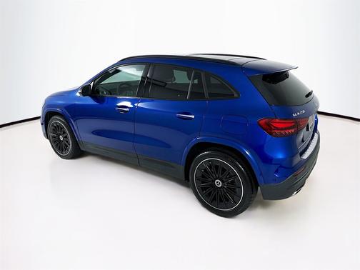 2025 Mercedes-Benz GLA 250 Base