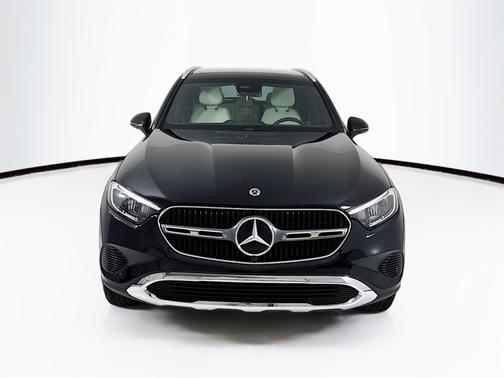 2025 Mercedes-Benz GLC 350e Base