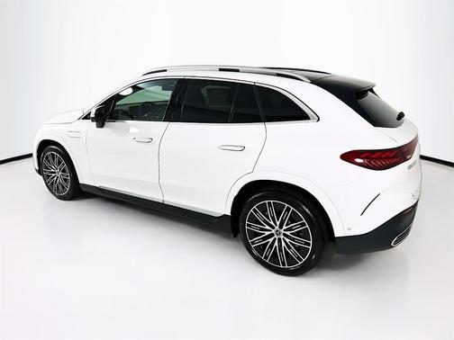 2026 Mercedes-Benz EQE 320+ Base