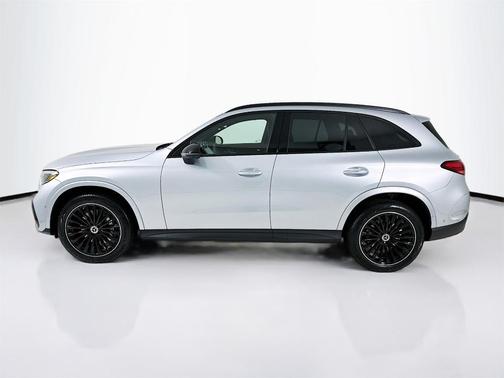 2026 Mercedes-Benz GLC 300 Base