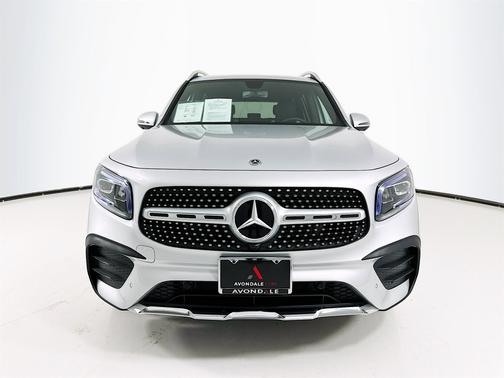 2023 Mercedes-Benz GLB 250 