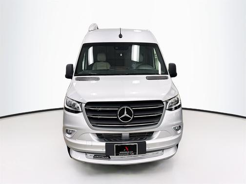 2022 Mercedes-Benz Sprinter 2500