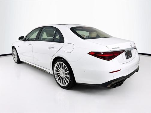 2026 Mercedes-Benz AMG S 63 E Base