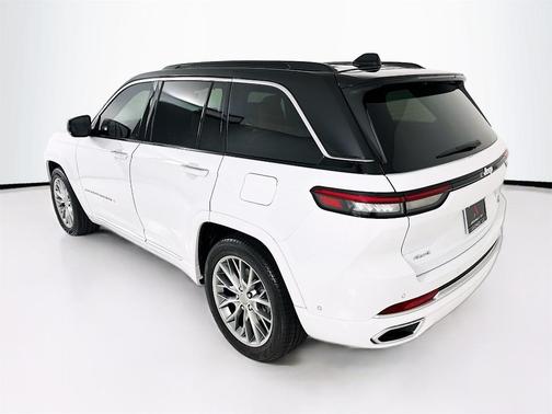 2025 Jeep Grand Cherokee Summit