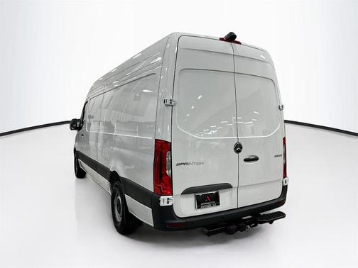 2026 Mercedes-Benz Sprinter 2500 High Roof