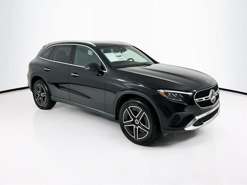 2026 Mercedes-Benz GLC 300 Base