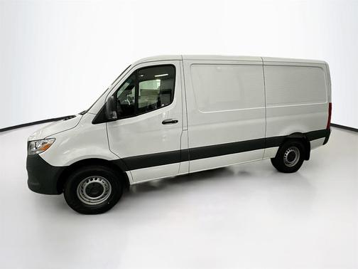 2025 Mercedes-Benz Sprinter 2500 144 WB