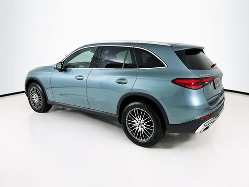 2026 Mercedes-Benz GLC 300 Base