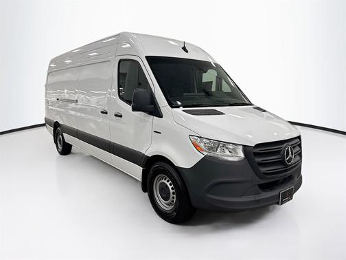 2024 Mercedes-Benz eSprinter 2500