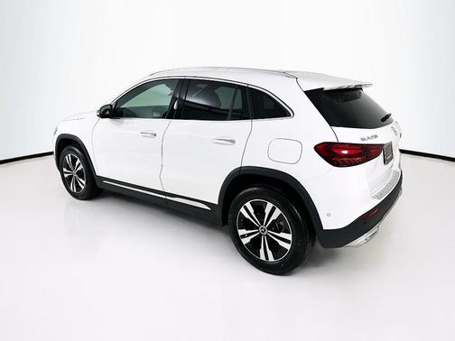 Polar White 2026 Mercedes-Benz GLA 250 Base 4MATIC