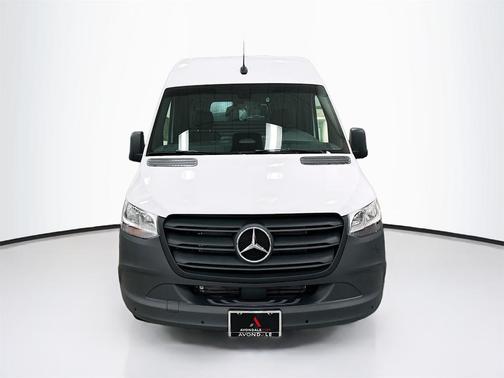 2025 Mercedes-Benz Sprinter 2500 Standard Roof