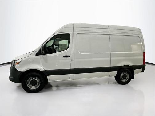 2025 Mercedes-Benz Sprinter 2500 Standard Roof