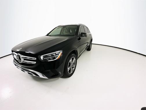 2021 Mercedes-Benz GLC 300 