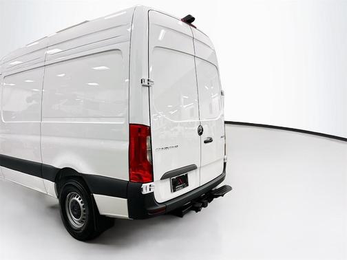 2025 Mercedes-Benz Sprinter 2500 Standard Roof