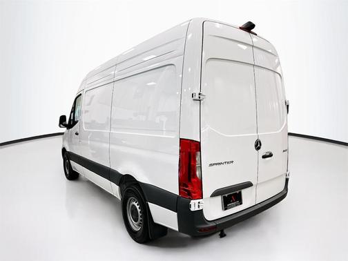2025 Mercedes-Benz Sprinter 2500 Standard Roof