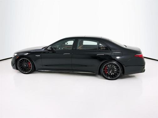 2026 Mercedes-Benz AMG S 63 E Base