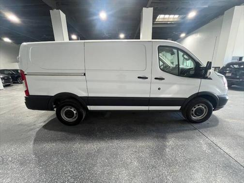2017 Ford Transit-250 Base