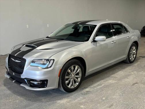 2019 Chrysler 300 Touring