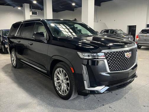 2022 Cadillac Escalade ESV Premium Luxury