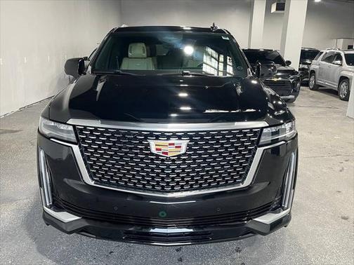 2022 Cadillac Escalade ESV Premium Luxury