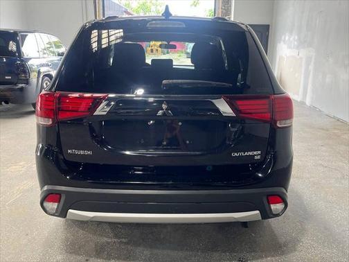 2018 Mitsubishi Outlander SE