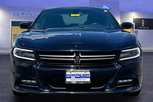Pitch Black 2017 Dodge Charger SXT