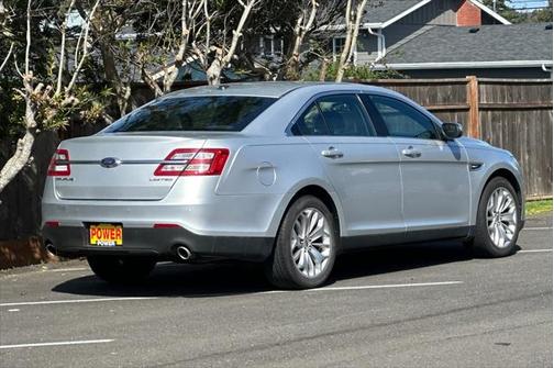 2019 Ford Taurus Limited