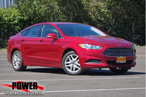 2013 Ford Fusion SE