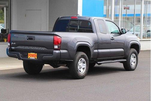 Photo 5 of 21 of 2019 Toyota Tacoma SR