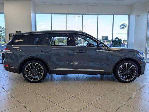 2025 Lincoln Aviator Reserve AWD