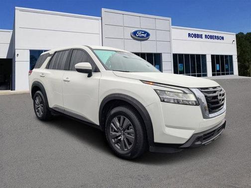 2022 Nissan Pathfinder S 2WD