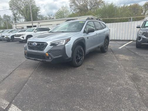 Ice Silver Metallic 2025 Subaru Outback Wilderness