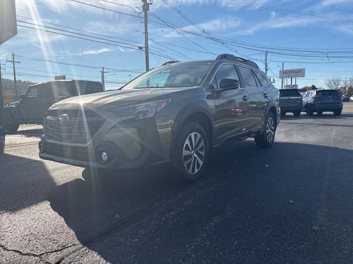 2025 Subaru Outback Premium