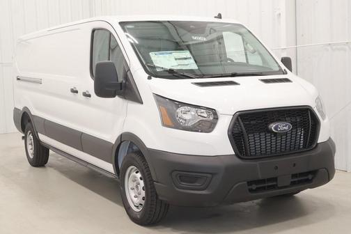 2025 Ford Transit-250 LOW ROOF