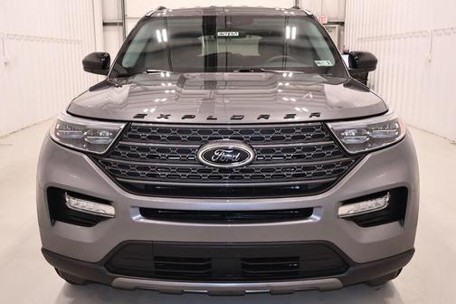 Carbonized Gray Metallic 2022 Ford Explorer XLT