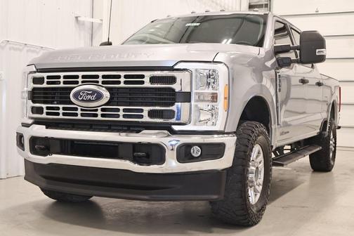 2023 Ford F-350 XLT
